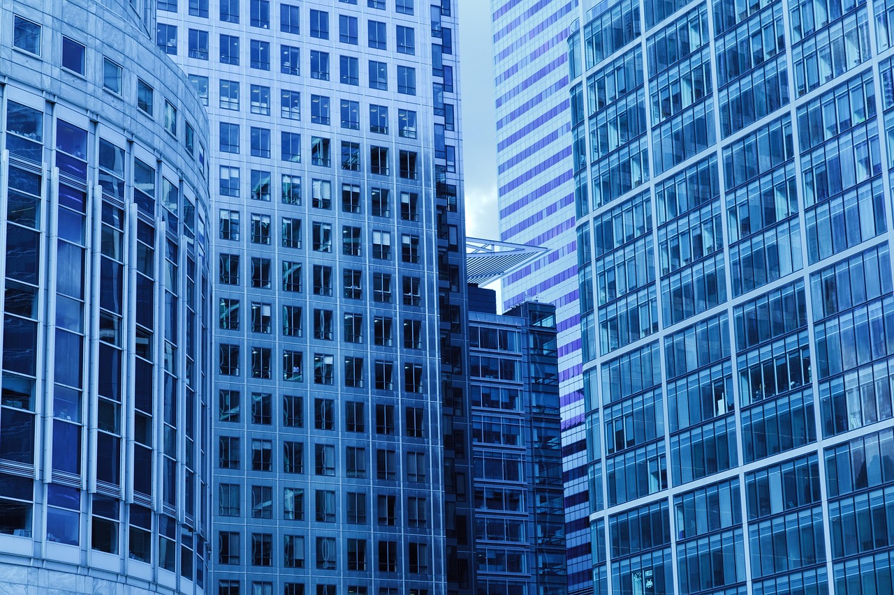 Real Estate ROI: 20 Best Strategies to Maximize Profitable Property Returns 17 Real Estate ROI: 20 Best Strategies to Maximize Profitable Property Returns